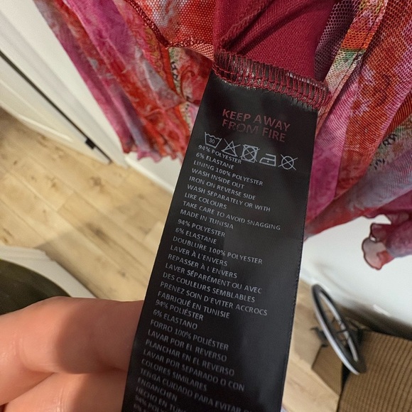 NWOT- URBAN OUTFITTERS- Marina Paisley Asymmetrical
Romper- XL - Picture 12 of 15